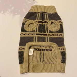 Tops Doggie Turtleneck Sweater